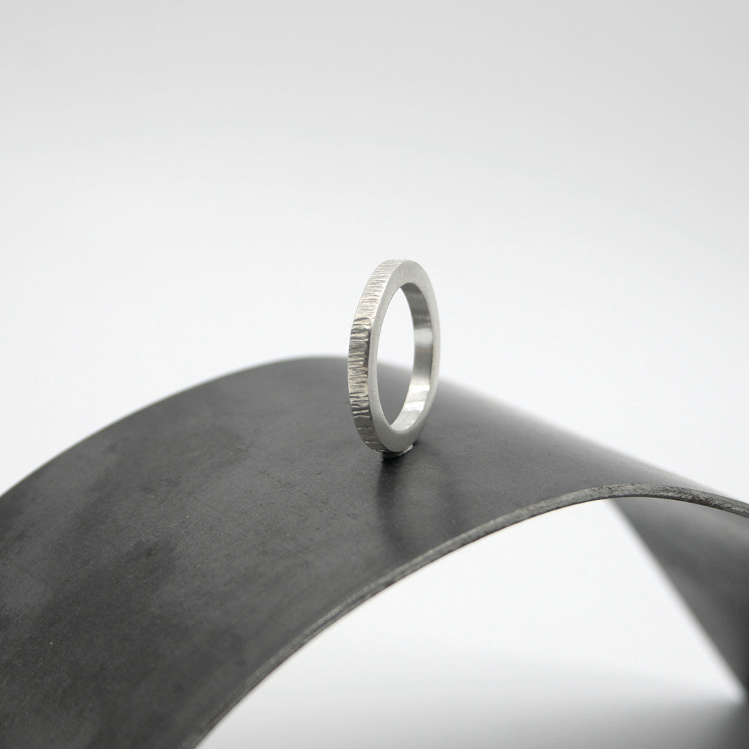 ANILLO DE PLATA MARTELE CUADRADO - N.AG/115