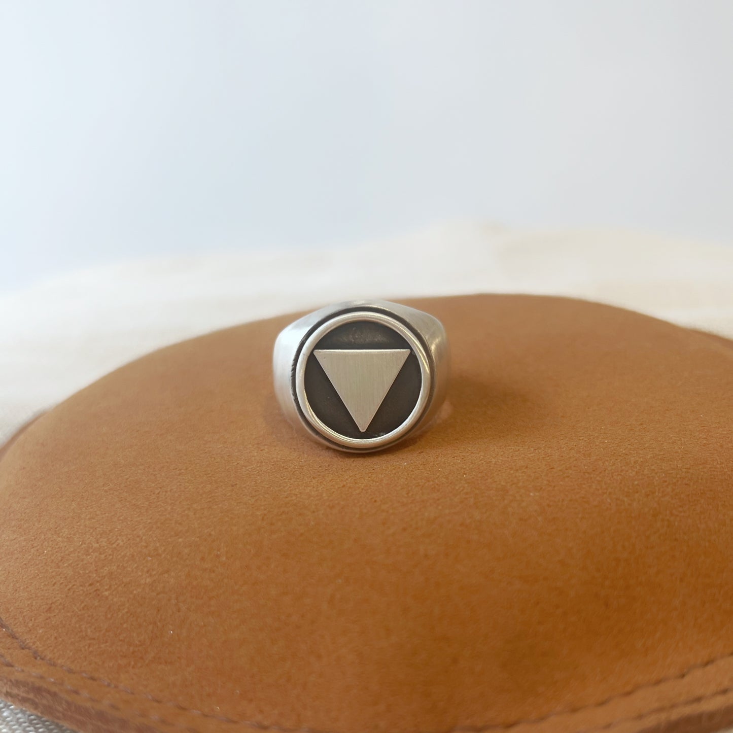 ANILLO SELLO PLATA TRIÁNGULO