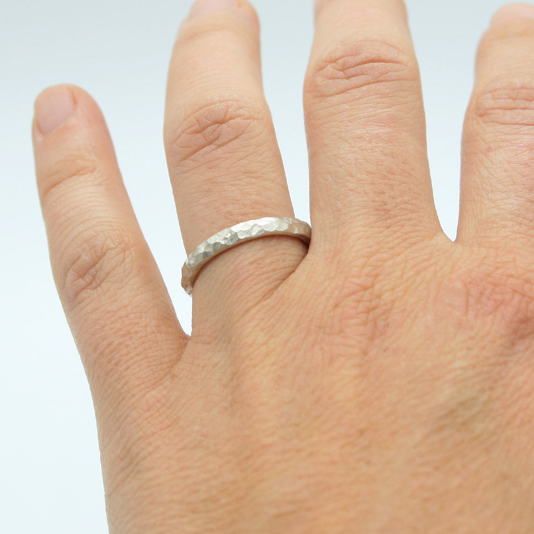 ANILLO DE PLATA BLANCA - N.AG/102