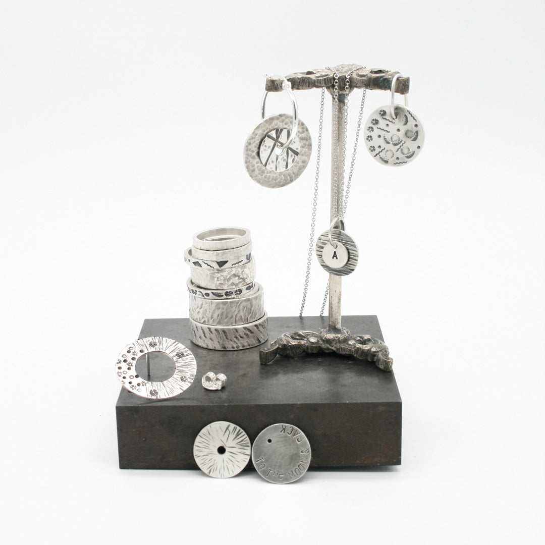 CHEQUE REGALO TALLER DE JOYERIA - TÉCNICA MARTELÉ - "PENDIENTES" - N.T/02
