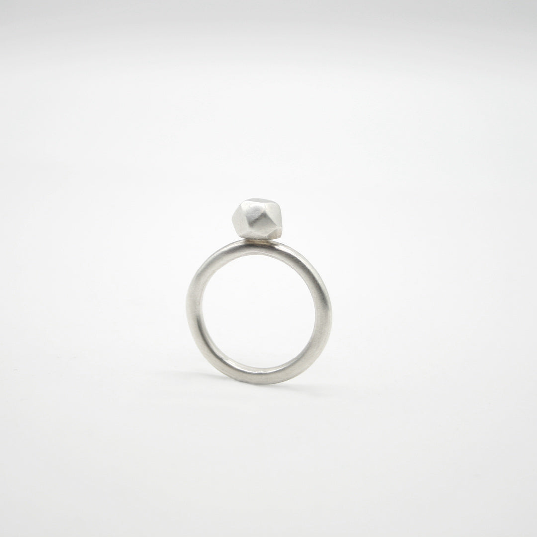 ANILLO DE PLATA POLY - N.AG/111