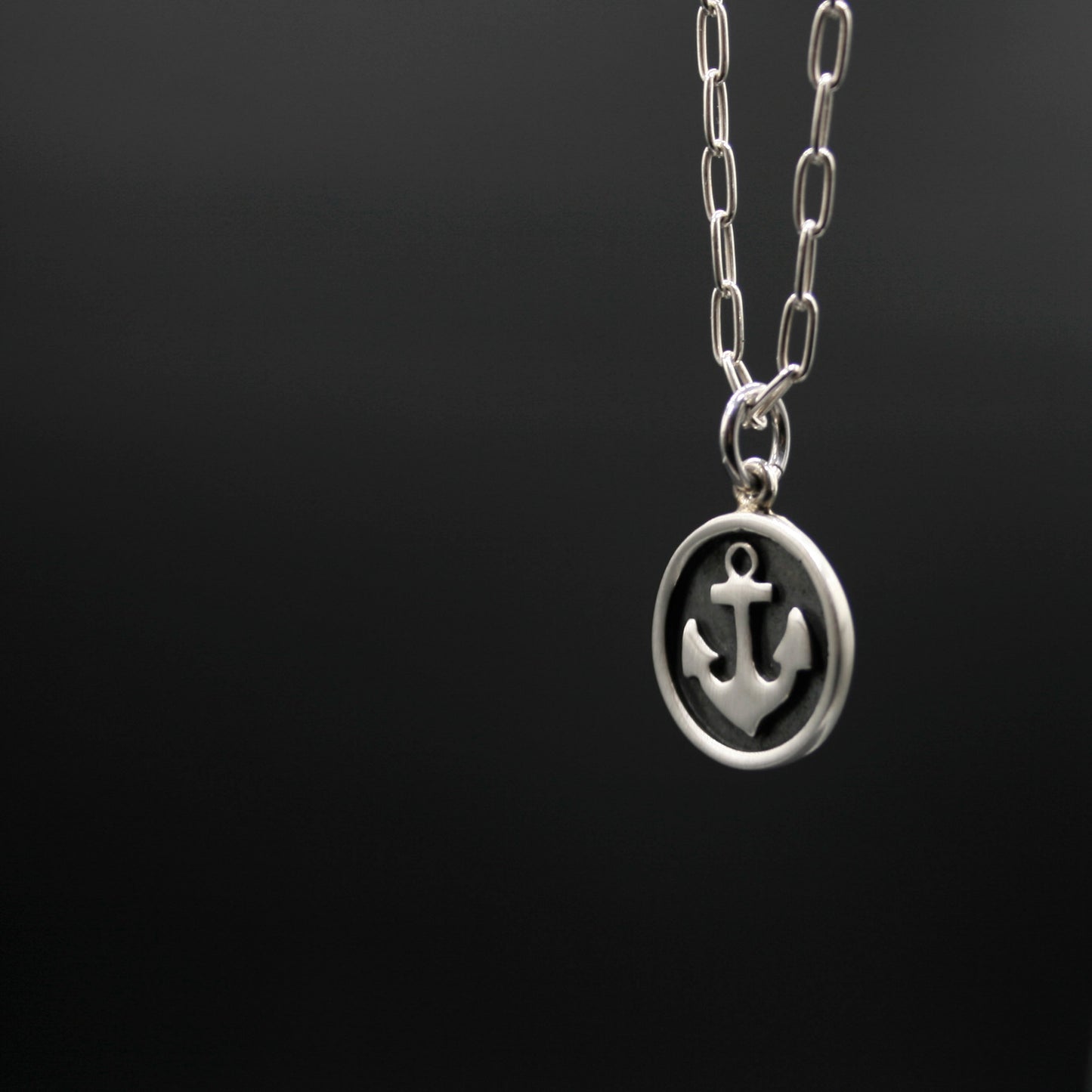 COLLAR DE PLATA CON MEDALLA ANCLA - N.AG/144