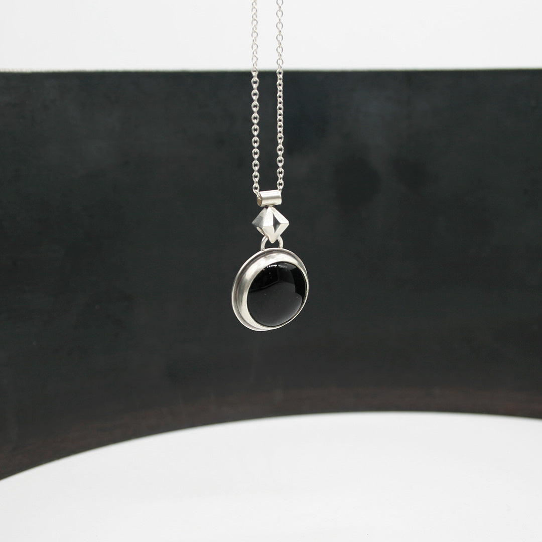 GARGANTILLA DE PLATA CON ONIX III - N.AGP/159