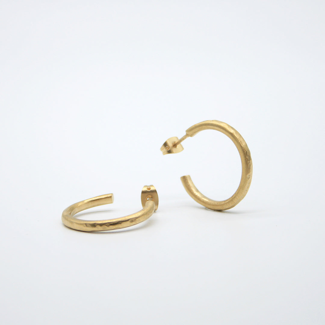 PENDIENTES DE ARO CHAPADOS EN ORO DE 24 KT - N.AU/5