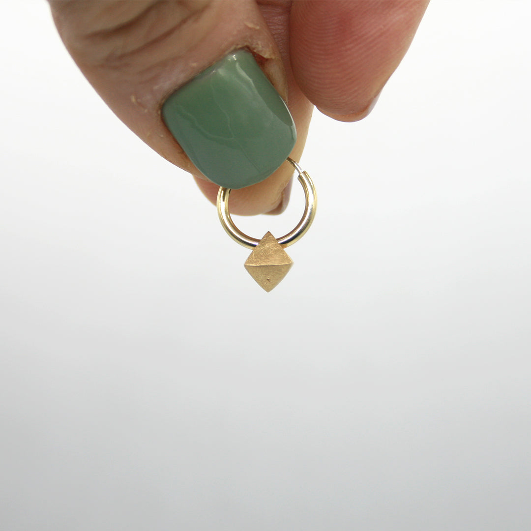 AROS DE ORO 18 /24 KT O C T A H E D R O N - N.AU/2