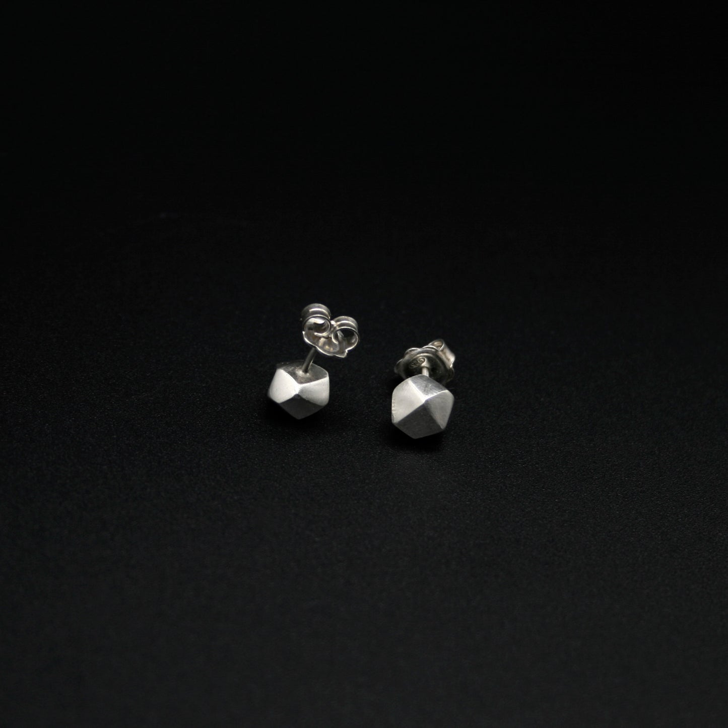 PENDIENTES DE PLATA POLY - N.AG/180