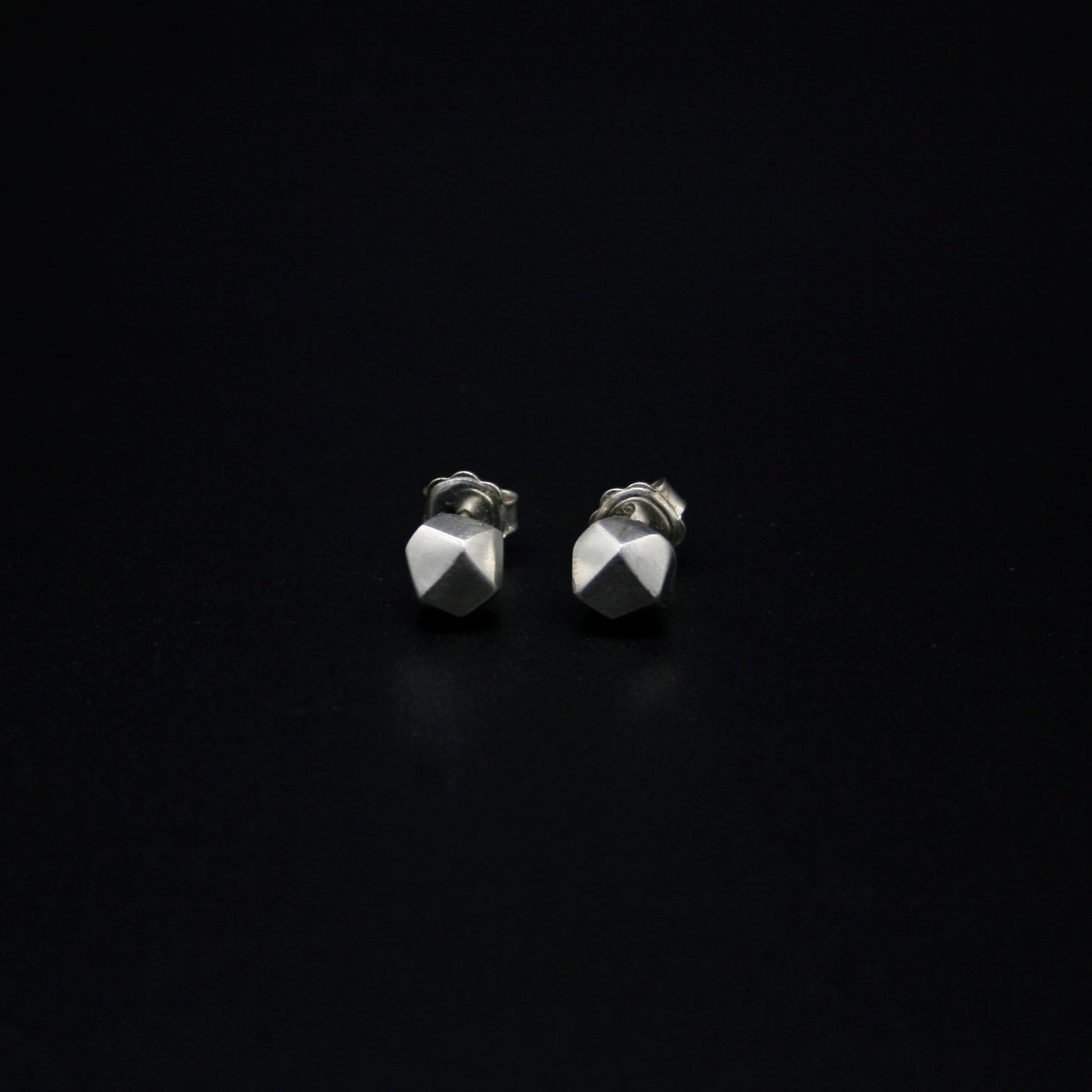 PENDIENTES DE PLATA POLY - N.AG/180