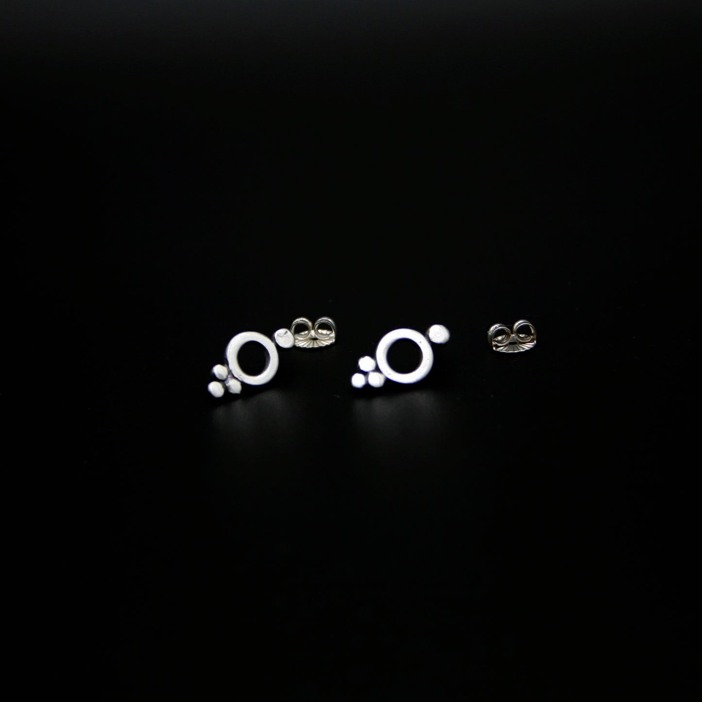 PENDIENTES DE PLATA MINI - MUÑEQUITAS -N.AG/170