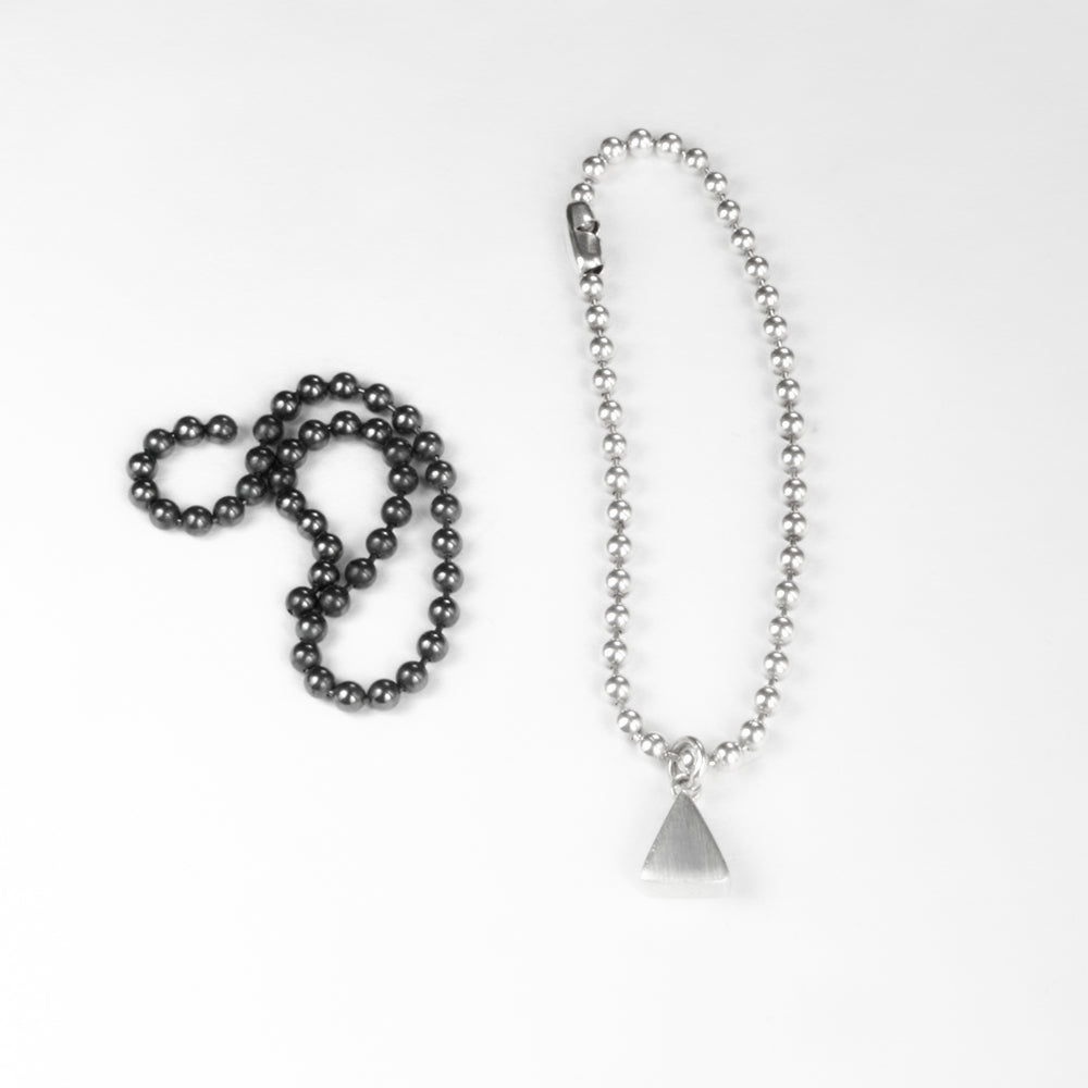PULSERA DE PLATA CON CADENA TRIANGULO - N.AG/191