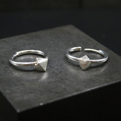 Pendientes Criolla con Octaedro Plata 925 | Cierre Clic Hecho a Mano – Nita Grimaldi