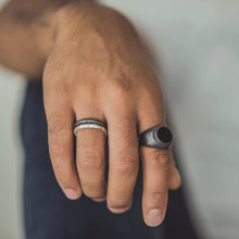 Cargar imagen en el visor de la galería, ANILLO DE PLATA NEGRA- N.AG/101